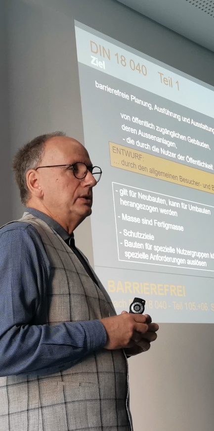Foto von Thomas Buhl als Dozent